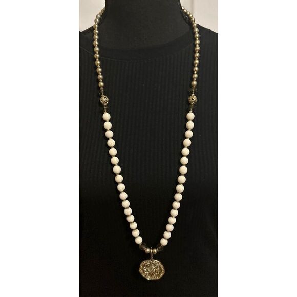 Premier Designs Necklace - Picture 1 of 3